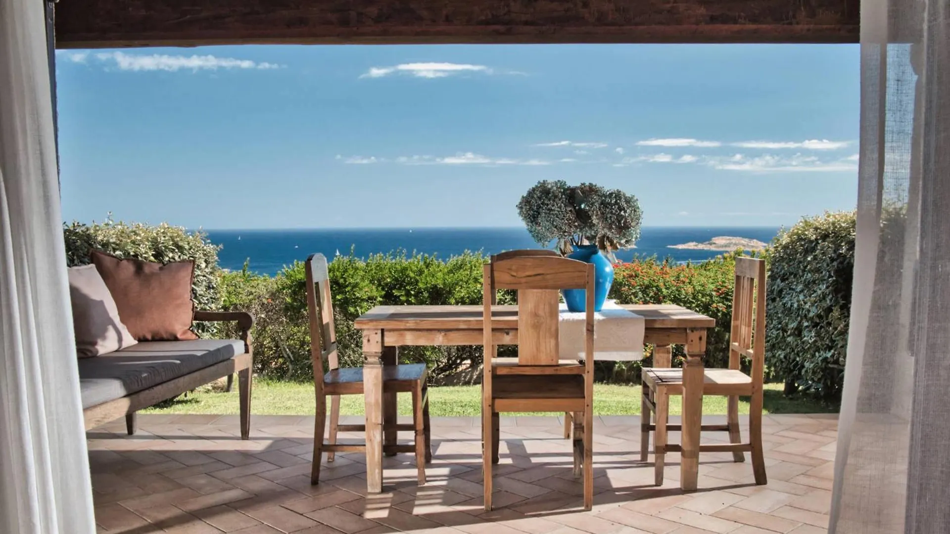 Le Terrazze Sul Pevero Porto Cervo 0*,